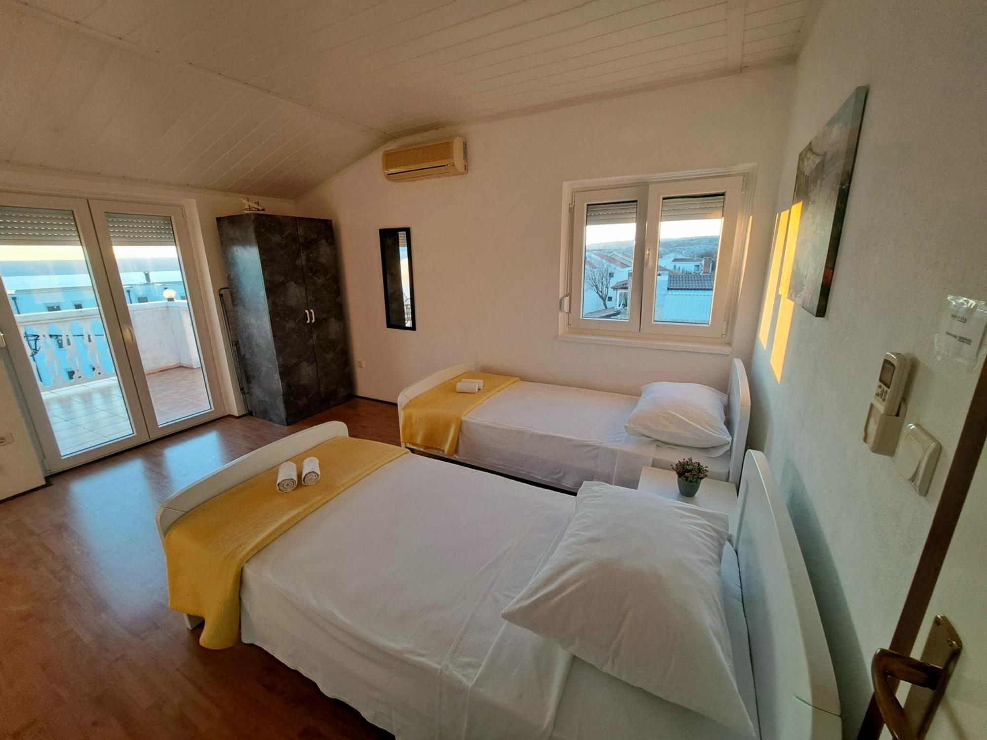 Apartments Maruna Maslenica Kültér fotó