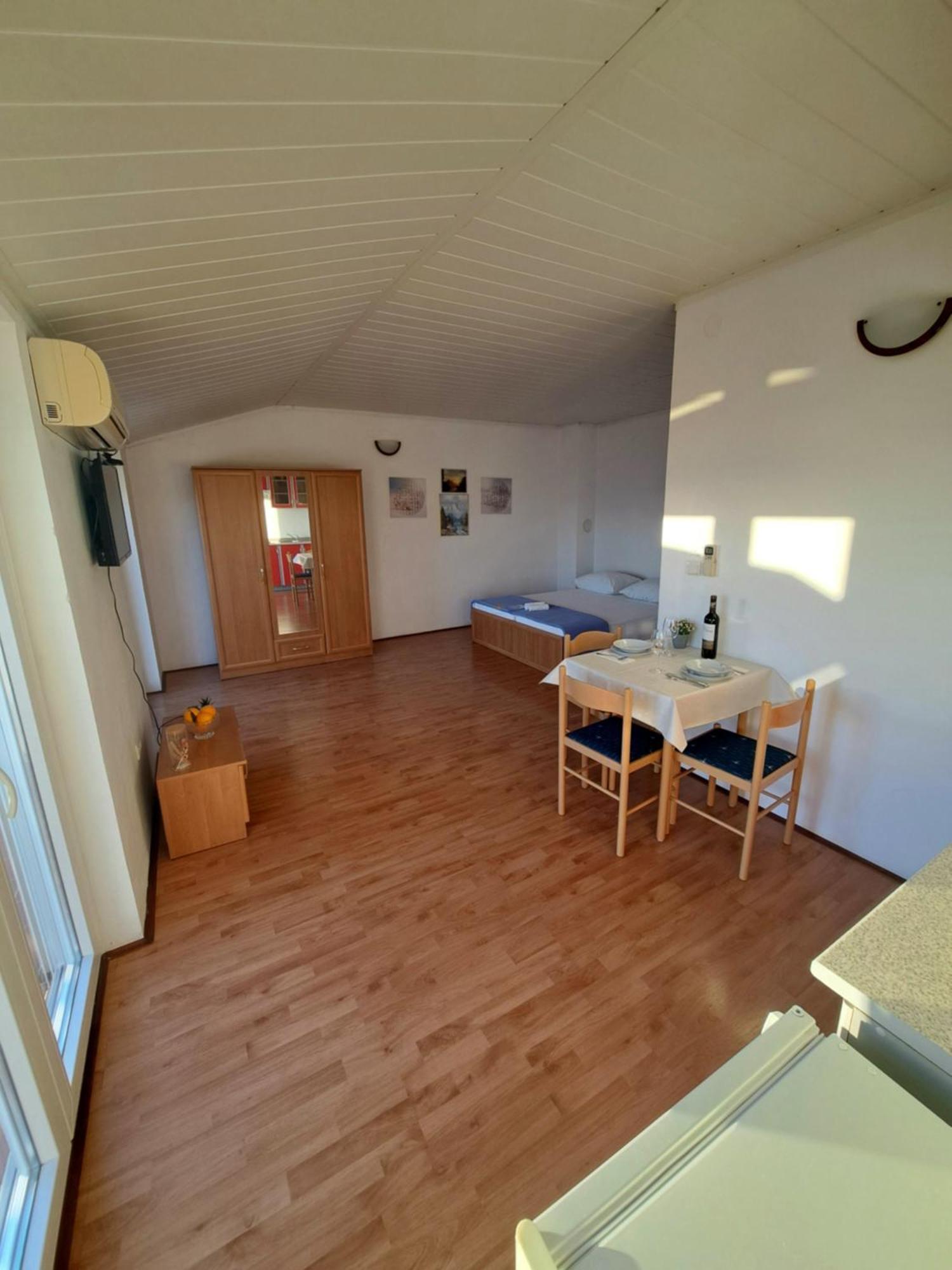 Apartments Maruna Maslenica Kültér fotó