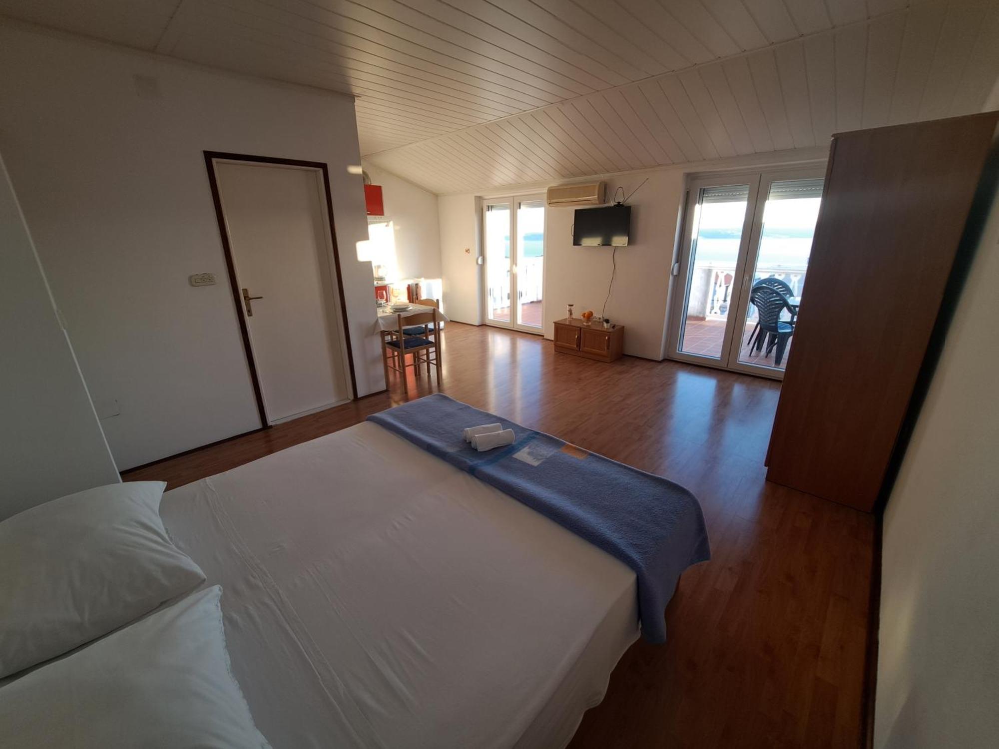 Apartments Maruna Maslenica Kültér fotó