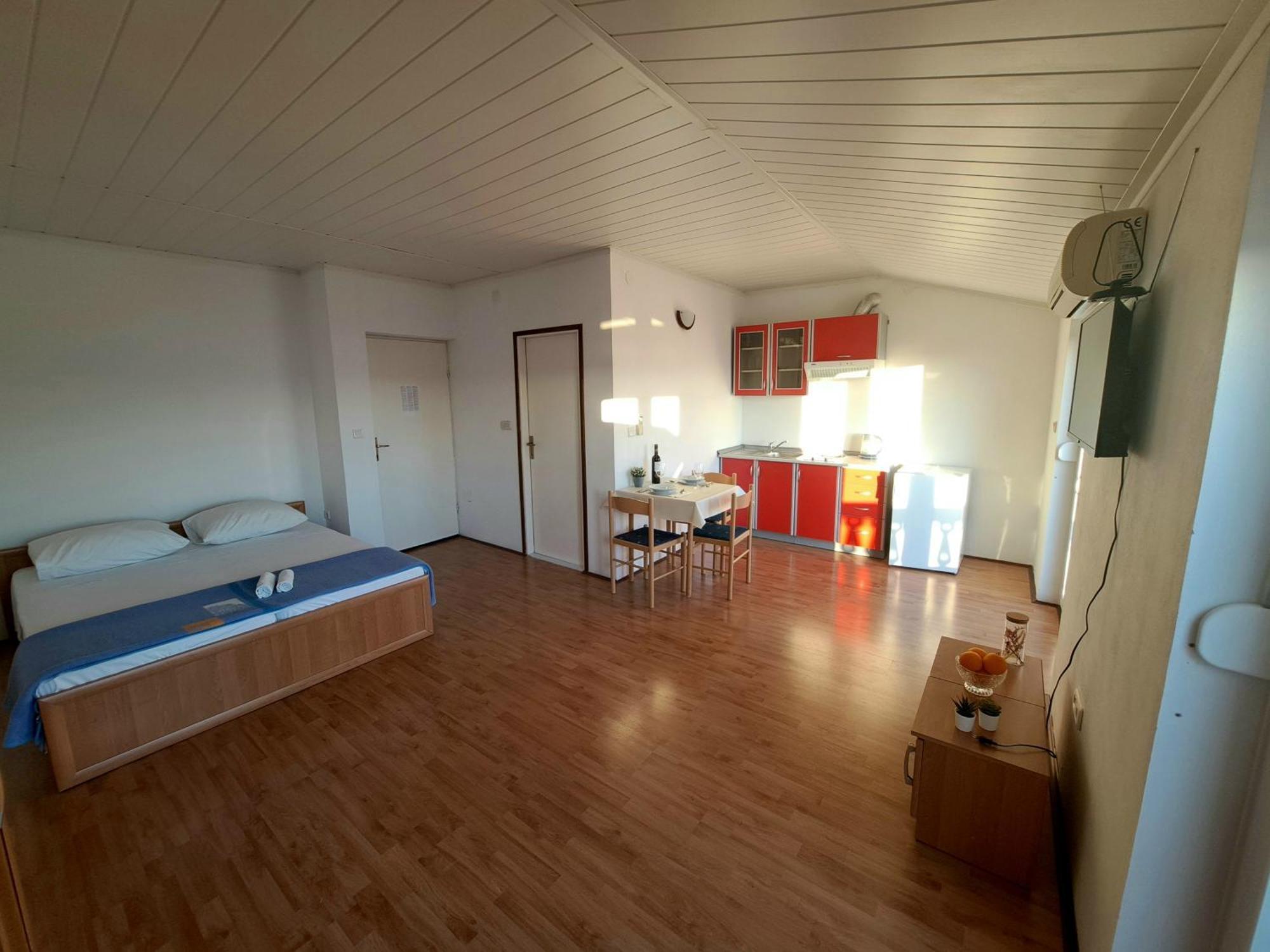 Apartments Maruna Maslenica Kültér fotó